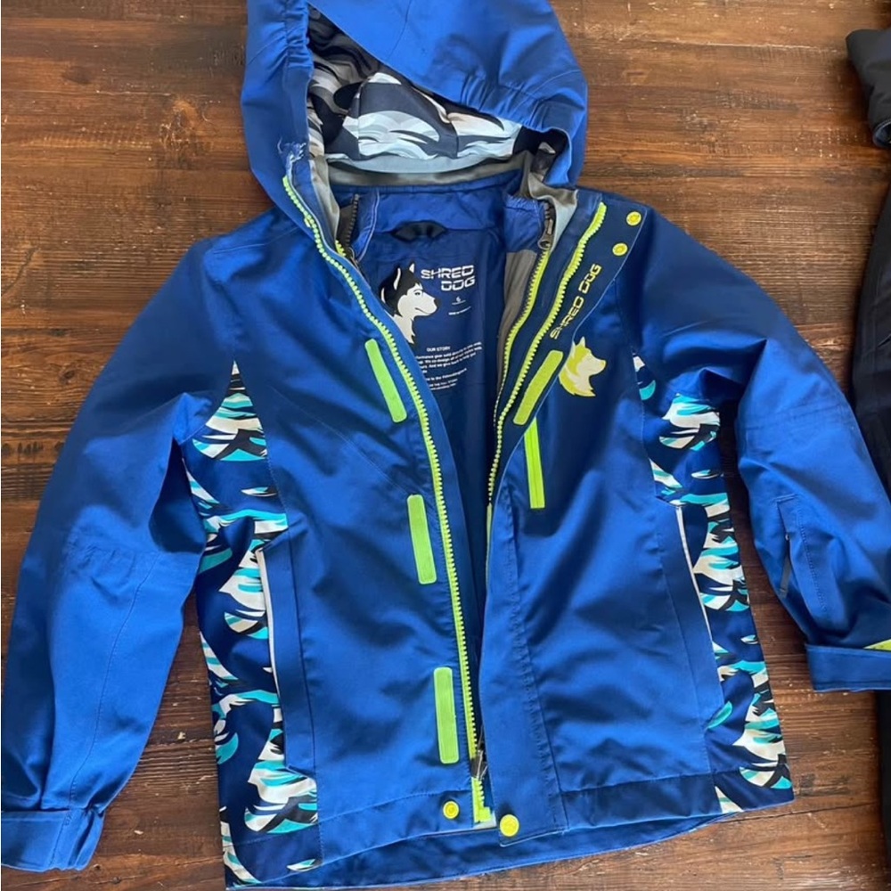 Arc'teryx-quality kids ski jacket and convertible bib by Shred Dog